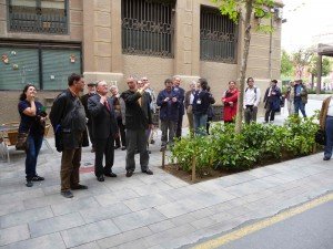 Walking around Walls